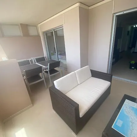 Horno Sea View * 阿德耶